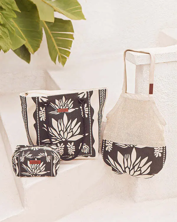 Alternative view of Lotus Beach Tote | Sand Cloud