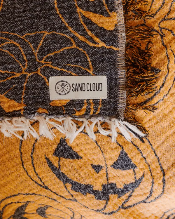 Pumpkin - PARTY BLANKET | Sand Cloud - Image 6