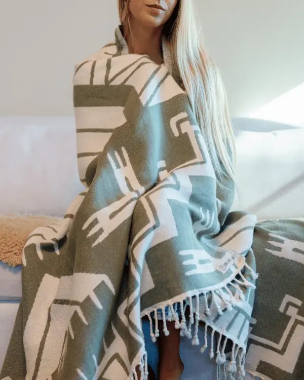 Santiago Blanket | Sand Cloud - Image 2