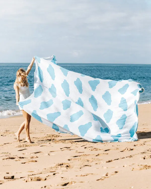 Clouds - PARTY BLANKET | Sand Cloud - Image 5