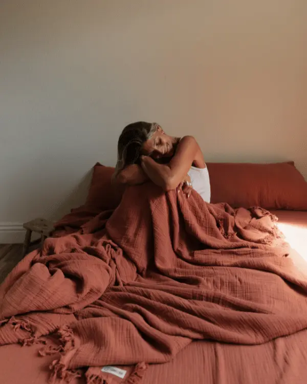 Lara Terracotta - PARTY BLANKET - King | Sand Cloud - Image 5