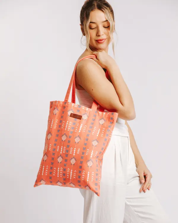 Alternative view of Diamond Mudcloth Everyday Tote | Sand Cloud