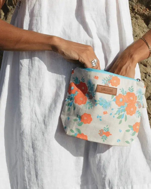 Alternative view of Flower Bunch Zipper Pouch | Sand Cloud