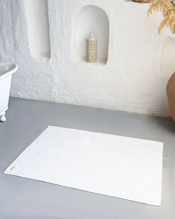 Alternative view of Willow Bath Mat - Ivory | Sand Cloud