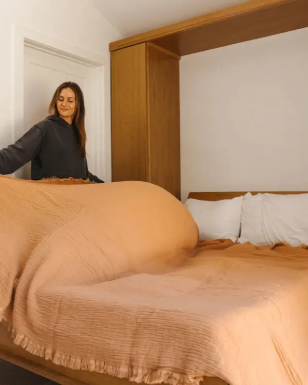 Alternative view of Lara Dusty Peach - PARTY BLANKET - Queen | Sand Cloud