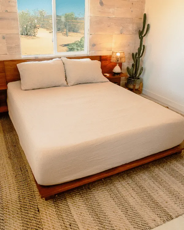 Alternative view of Sonoran Fitted Sheet - Taupe | Sand Cloud