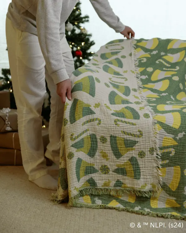 Elf Hat - PARTY BLANKET | Sand Cloud - Image 3